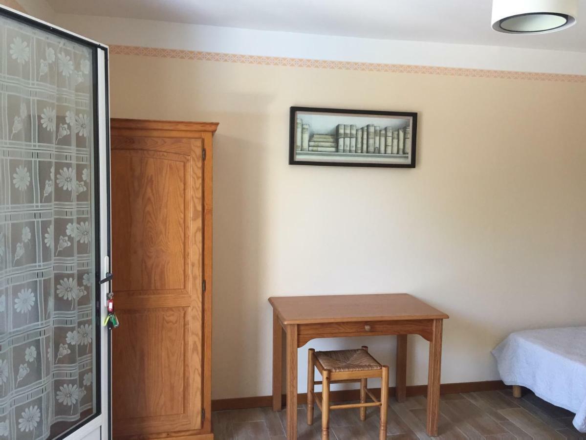 La Cavalerie Otel Saint-Jean-le-Thomas Dış mekan fotoğraf